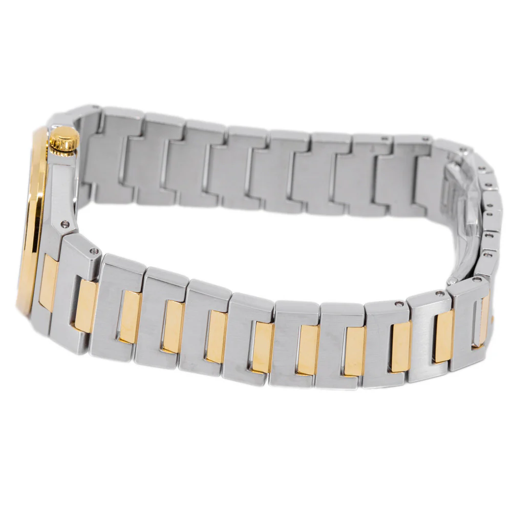 Bulova 98L323 Classic Quartz Woman's Watch - Image 2