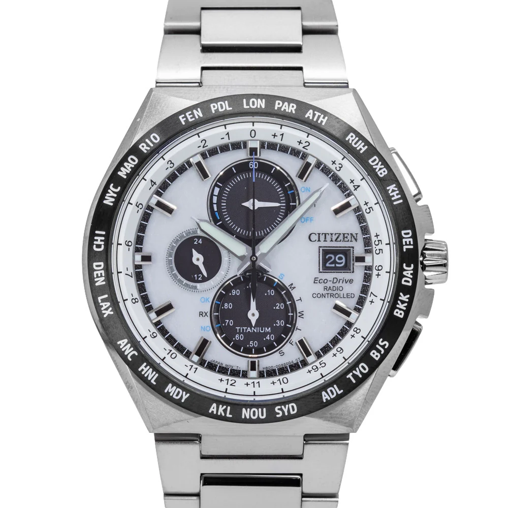 Citizen AT8238-84A Super Titanium Radio Eco-Drive Chrono - Image 3