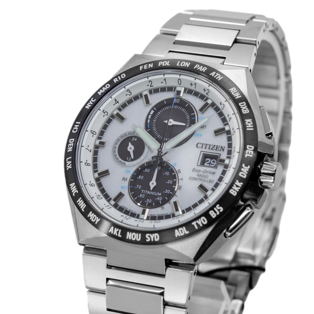 Citizen AT8238-84A Super Titanium Radio Eco-Drive Chrono - Image 8
