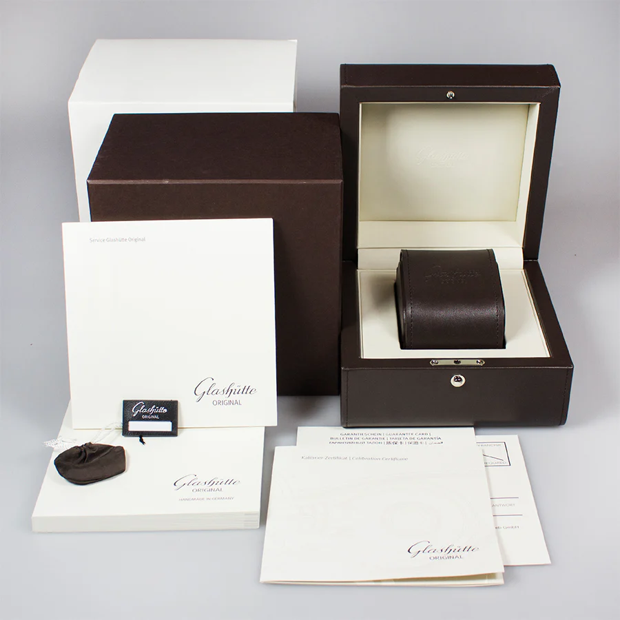 Glashutte Men's 1-39-52-01-02-04 Senator Sixties Watch - Image 4