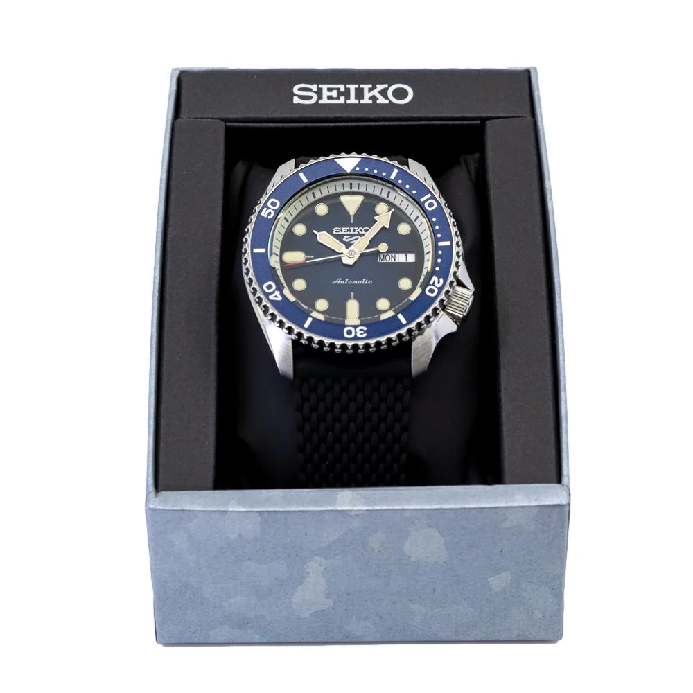 Seiko Men's SRPD71K2 5 Sports SKX Suits Style Automatic - Image 7