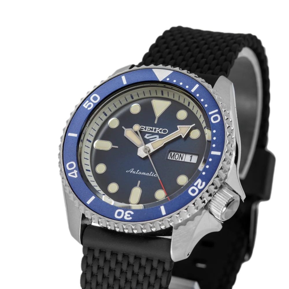 Seiko Men's SRPD71K2 5 Sports SKX Suits Style Automatic - Image 9