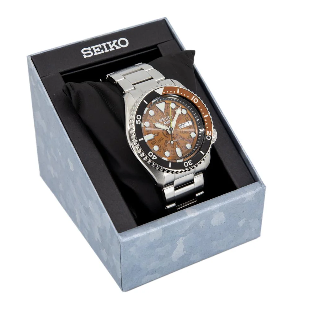 Seiko Men's SRPJ47K1Sports SKX Style Orange Dial Watch - Image 9