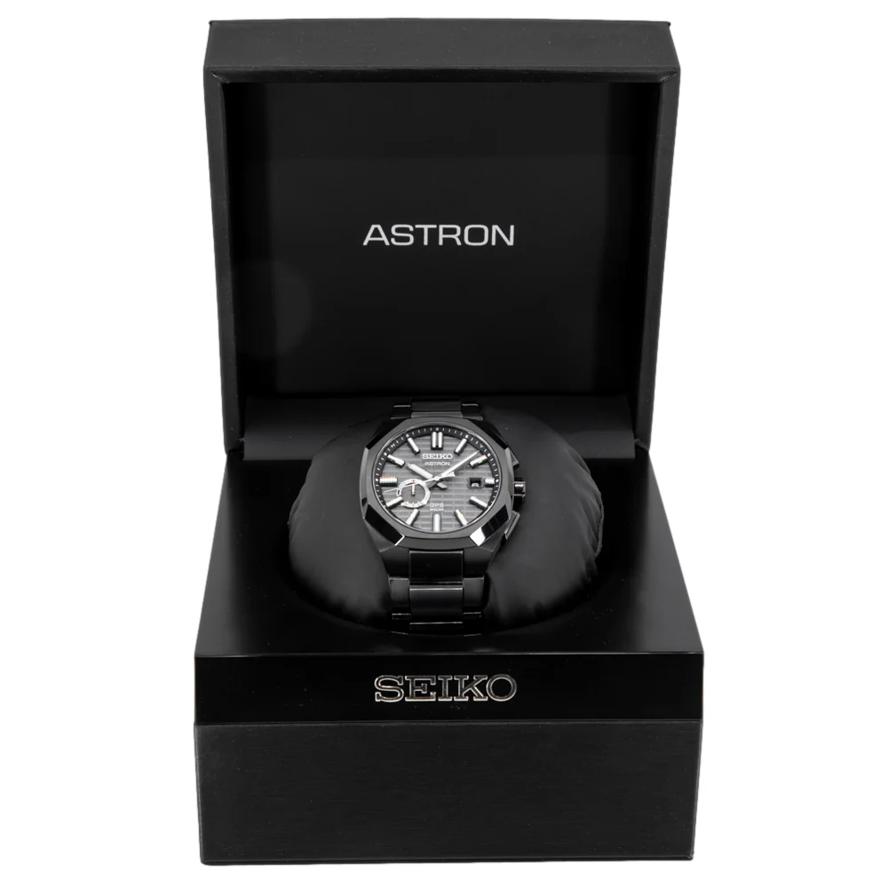 Seiko Men's SSJ015J1 Astron Quartz Gps Solar - Image 8